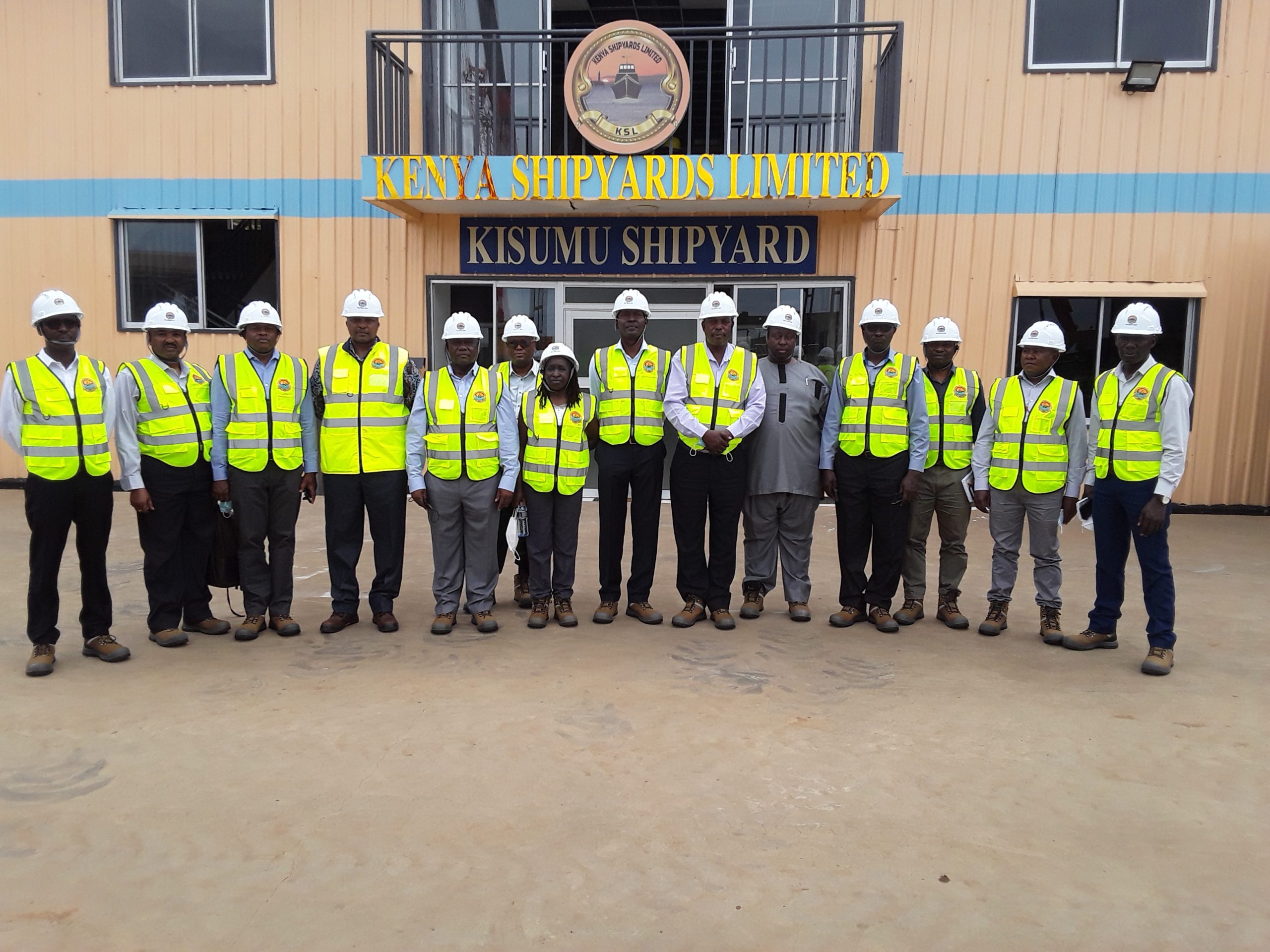 SDS Air Team Leader and participants of Team E of course 24 participants during the visit to Kenya Shipyard Ltd KISUMU on 30.11.2021